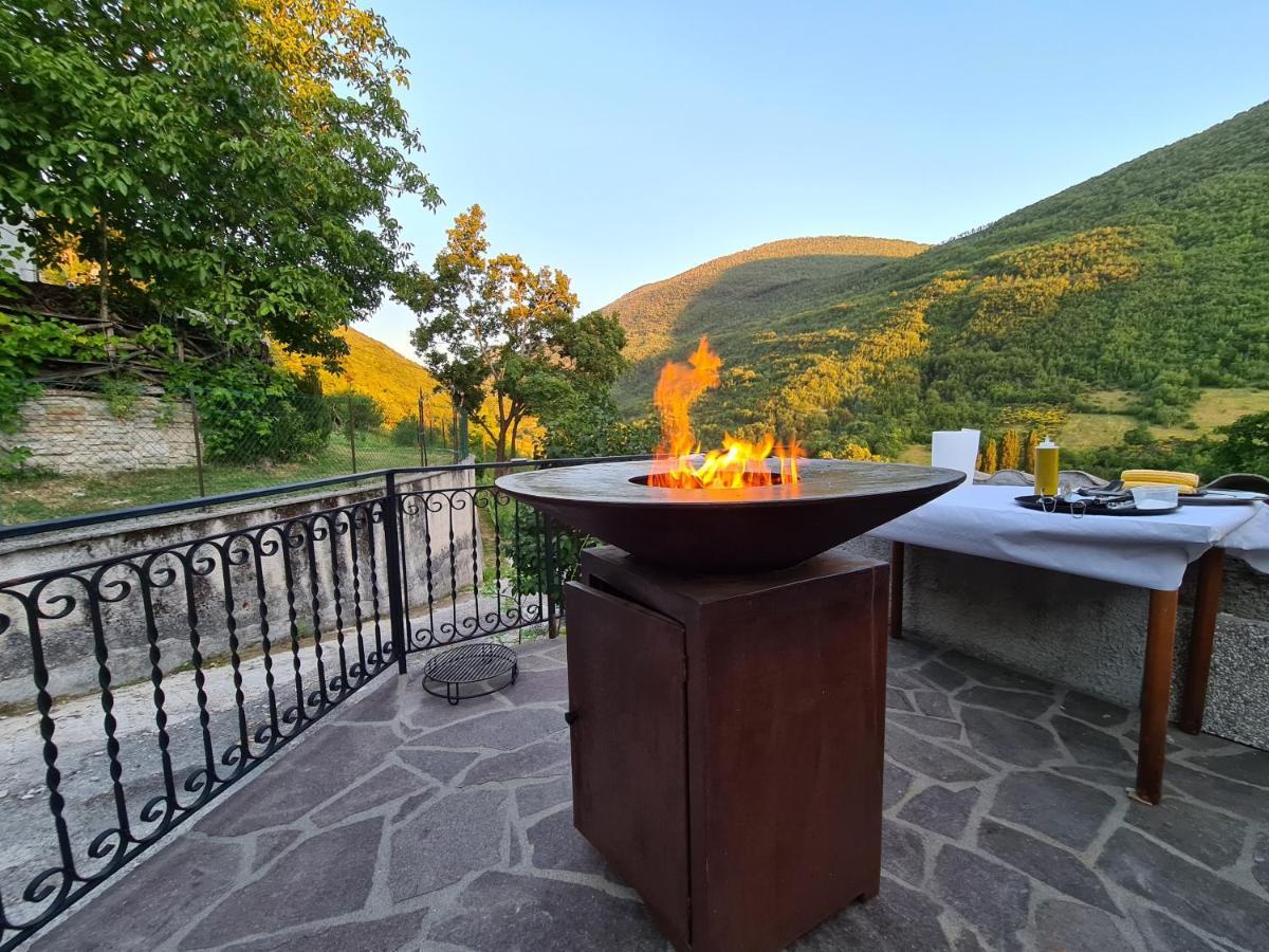 Bed & Breakfast Sentiero 54 Cantiano Eksteriør bilde